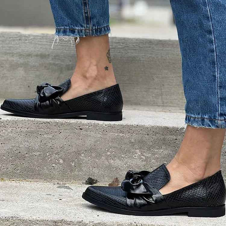 Nova | Women's Pointed Toe Bow Detail Slip-On Loafers