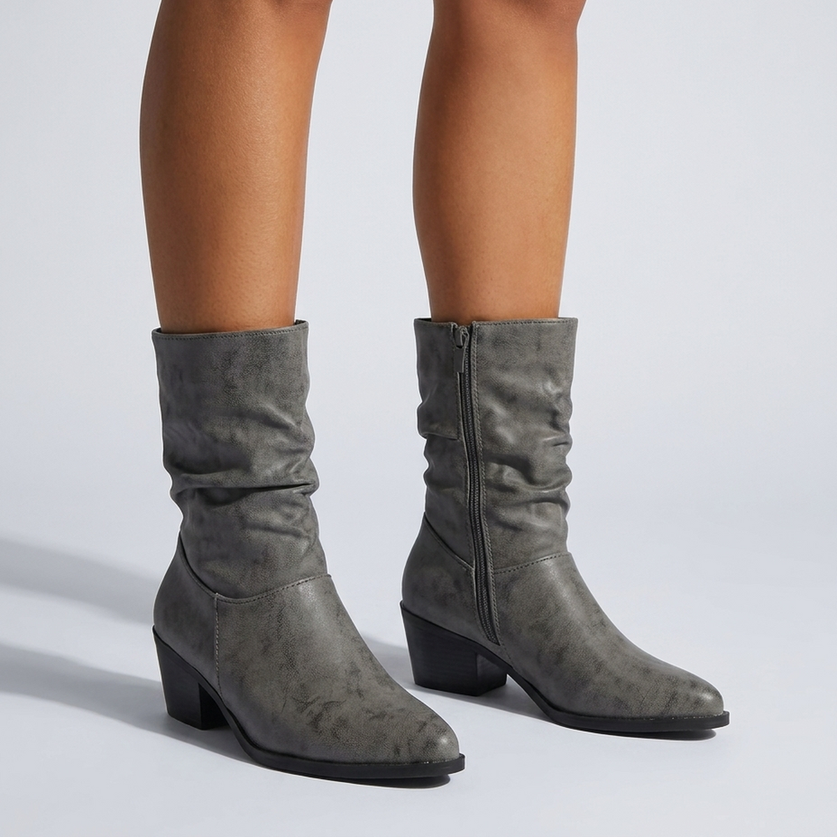 ITERPUB::cold-frugaze-16576245203293::01-hero_a_footwear