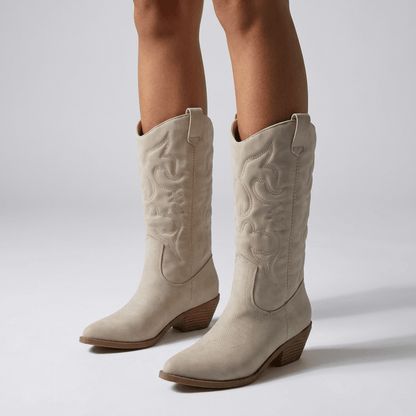 ITERPUB::cold-frugaze-16597401207133::01-hero_a_footwear