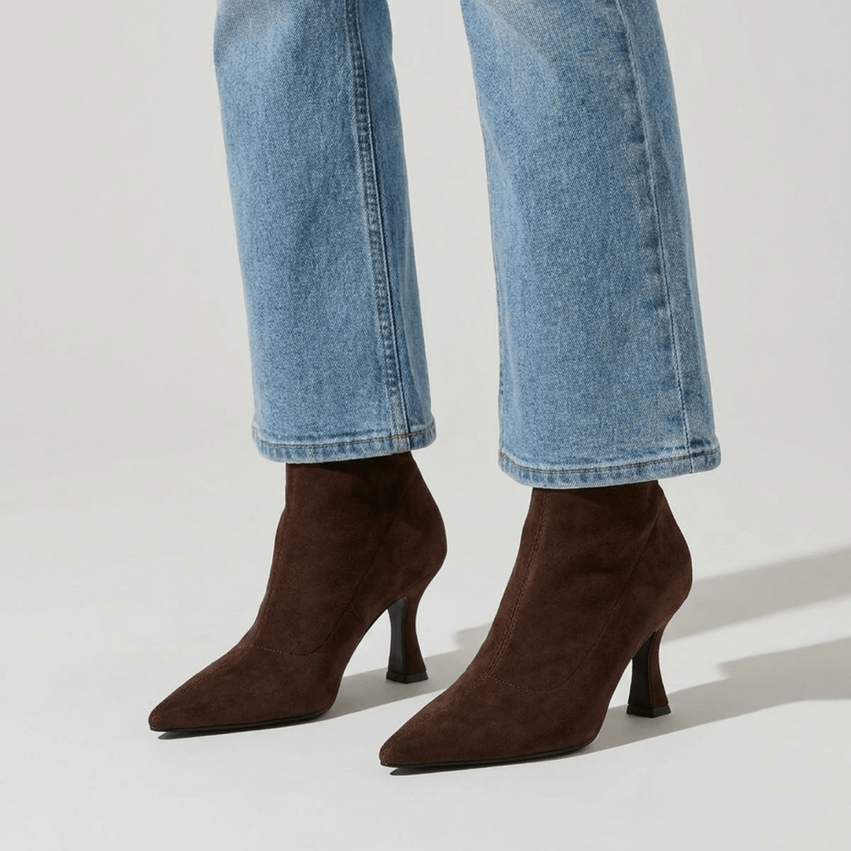 ITERPUB::cold-frugaze-16476534210909::01-hero_a_footwear