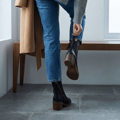 ITERPUB::cold-frugaze-16582229033309::02-hero_back_footwear