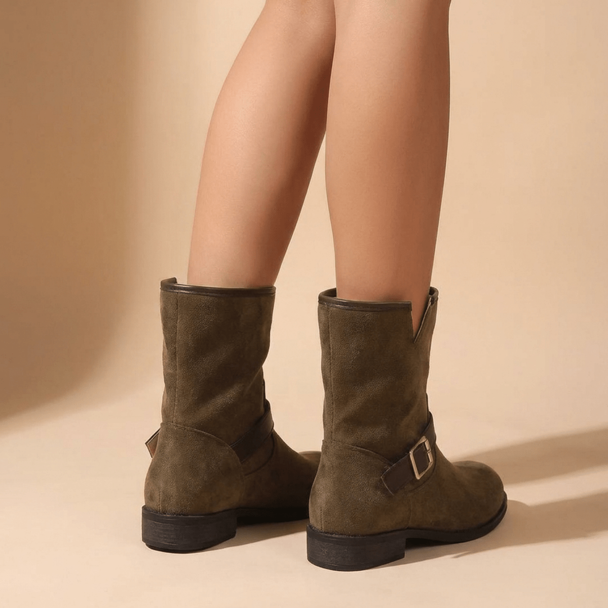 ITERPUB::cold-frugaze-16578492301661::02-hero_back_footwear