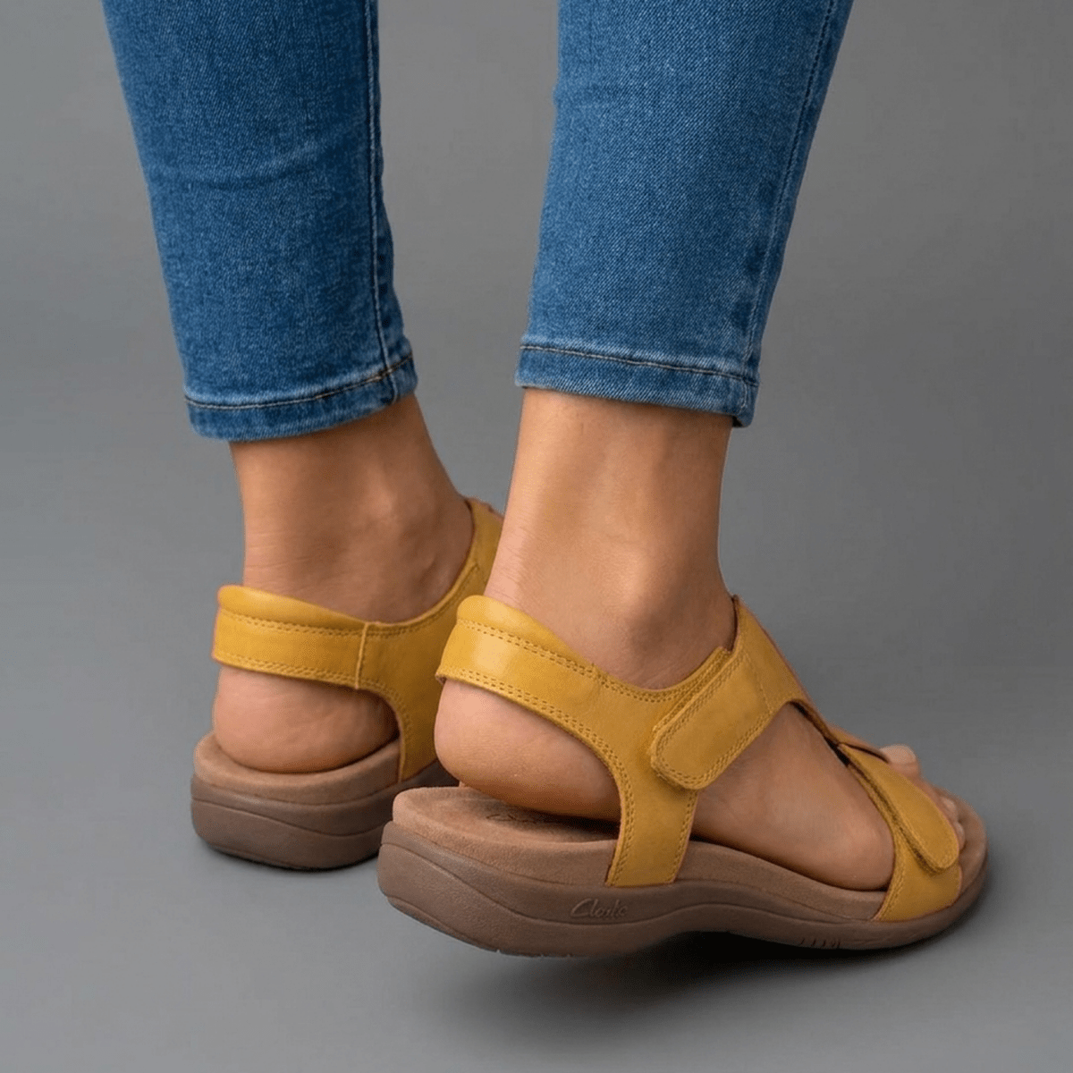 ITERPUB::cold-frugaze-16406909387101::02-hero_back_footwear
