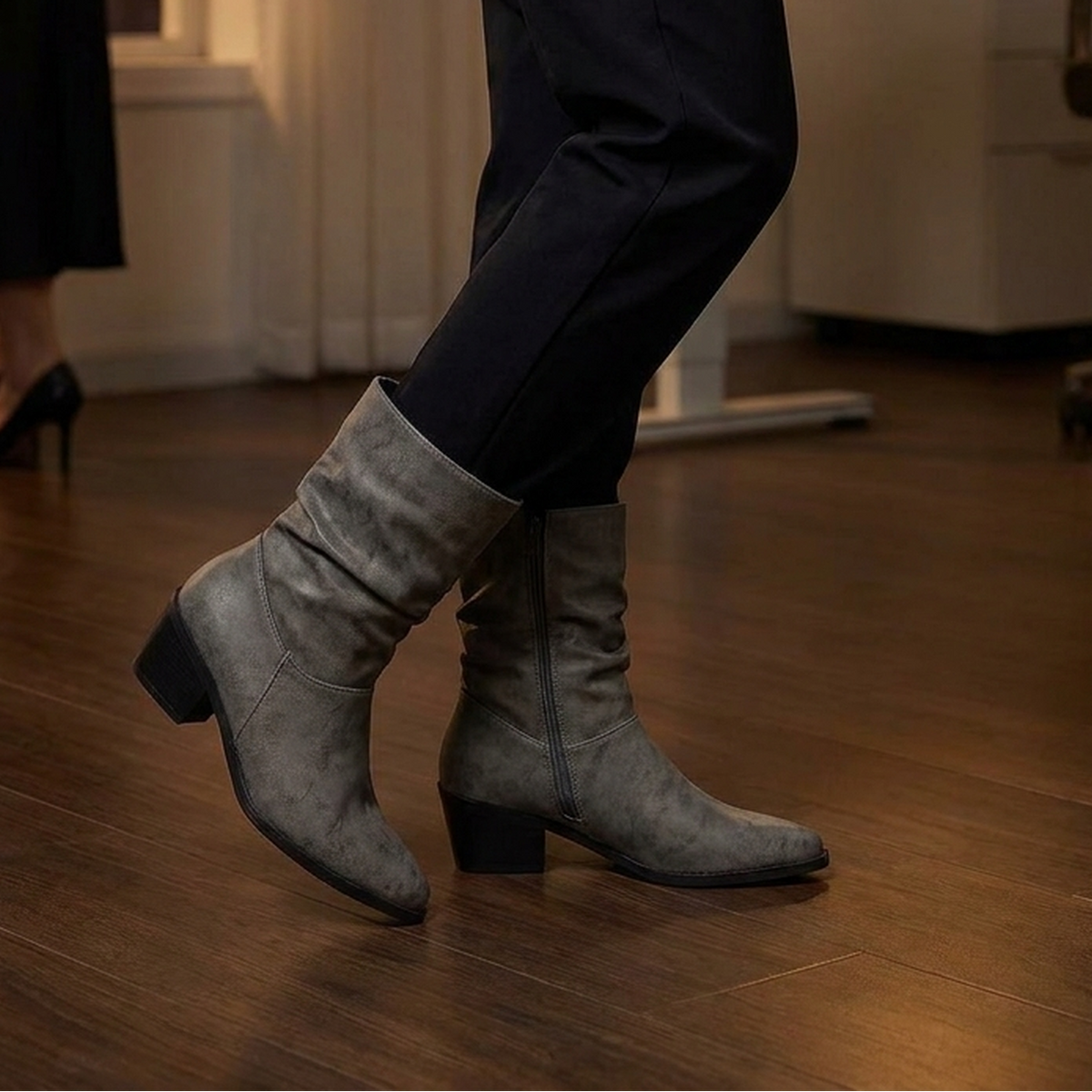 ITERPUB::cold-frugaze-16576245203293::03-side_footwear