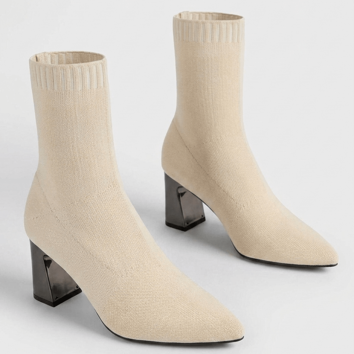 ITERPUB::cold-frugaze-16478564254045::06-variant-beige