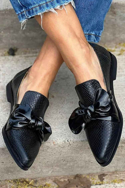 Pointed Toe Bow Detail Slip-On Loafers