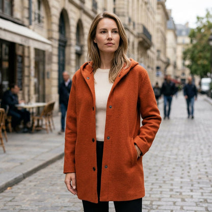 Relaxed Hooded Outerwear for Comfortable Seasonal Wear