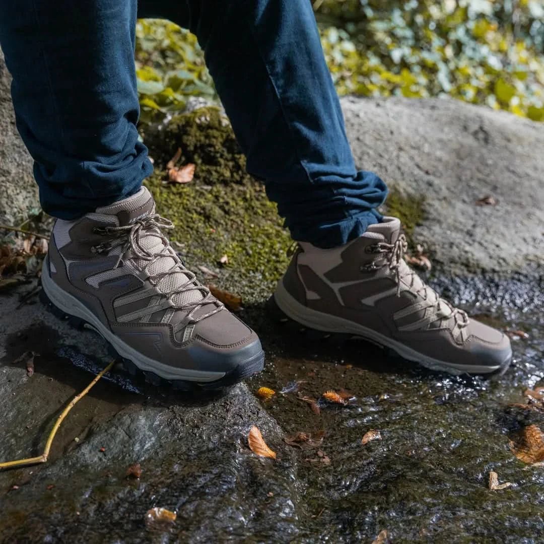 Outdoor Walking Boots for Hiking and Travel
