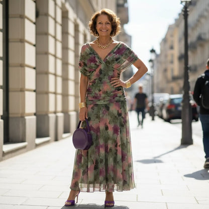 Fließendes Midi-Kleid mit schulterfreiem Ausschnitt