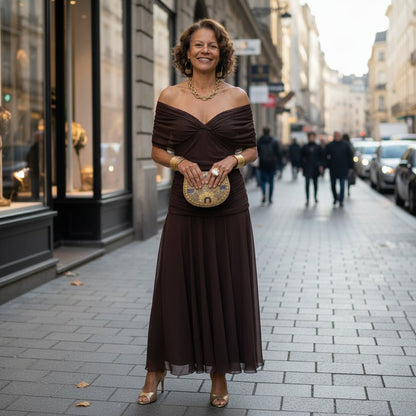 Fließendes Midi-Kleid mit schulterfreiem Ausschnitt