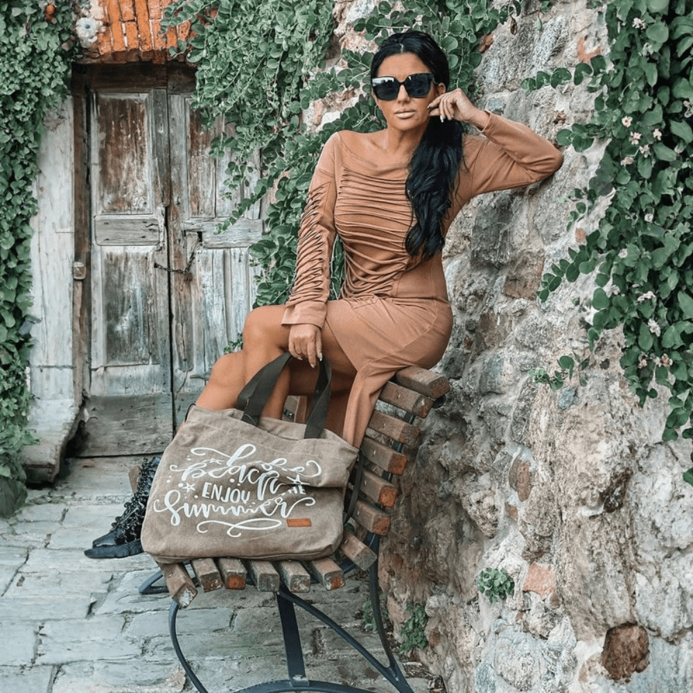 Chic Midi Dress Long Sleeve Boat Neck