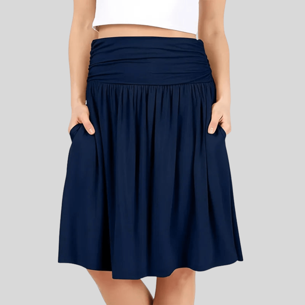 Sleek Pleated Skirt With Pockets