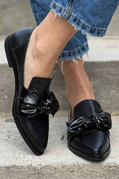 Pointed Toe Bow Detail Slip-On Loafers