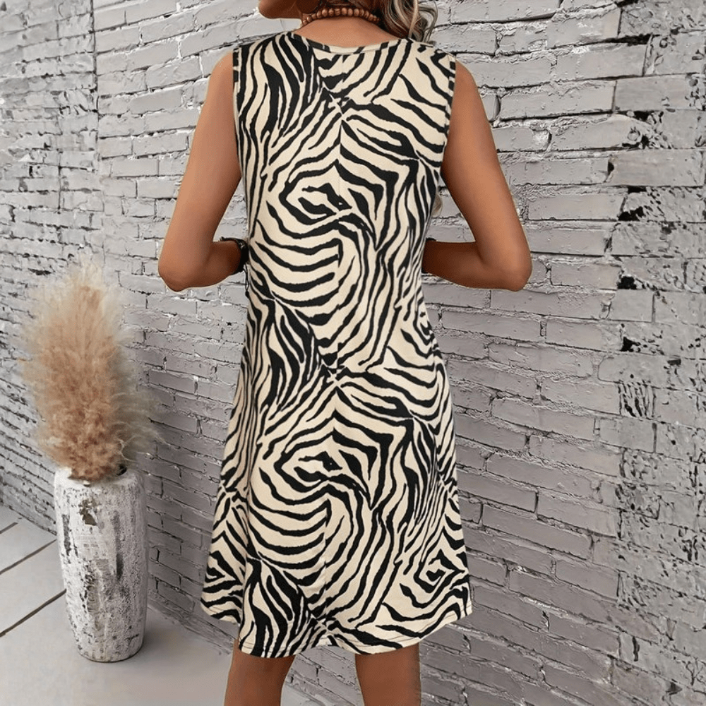 Lebhaftes Zebra-Trägerkleid