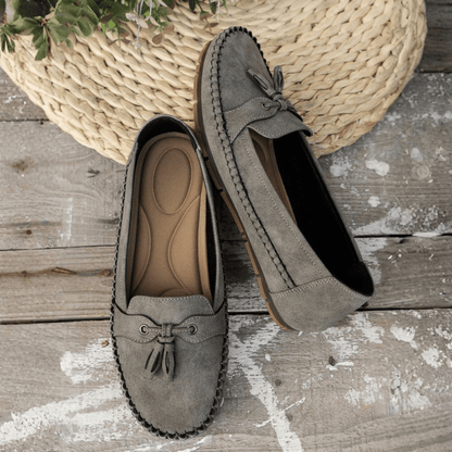 Timeless Leather Bow Loafers