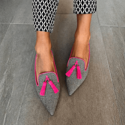 Chic Fringe Detail Pointed Loafers