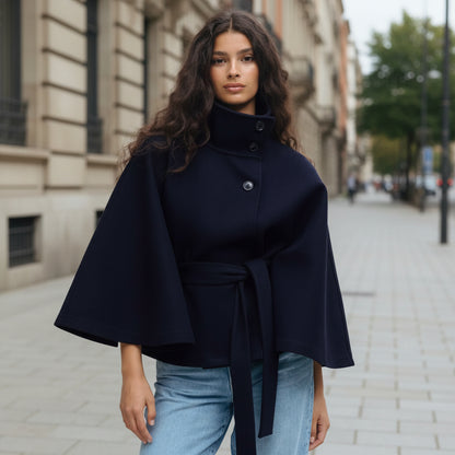Cape-Parka mit Bindegürtel