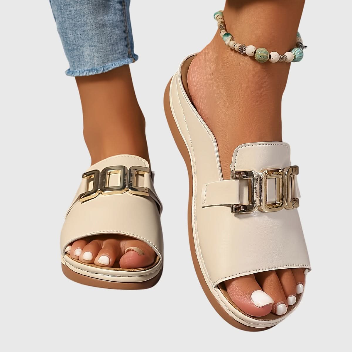 Sandalen mit offener Zehenpartie und Schnalle