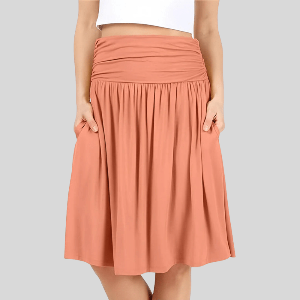 Sleek Pleated Skirt With Pockets