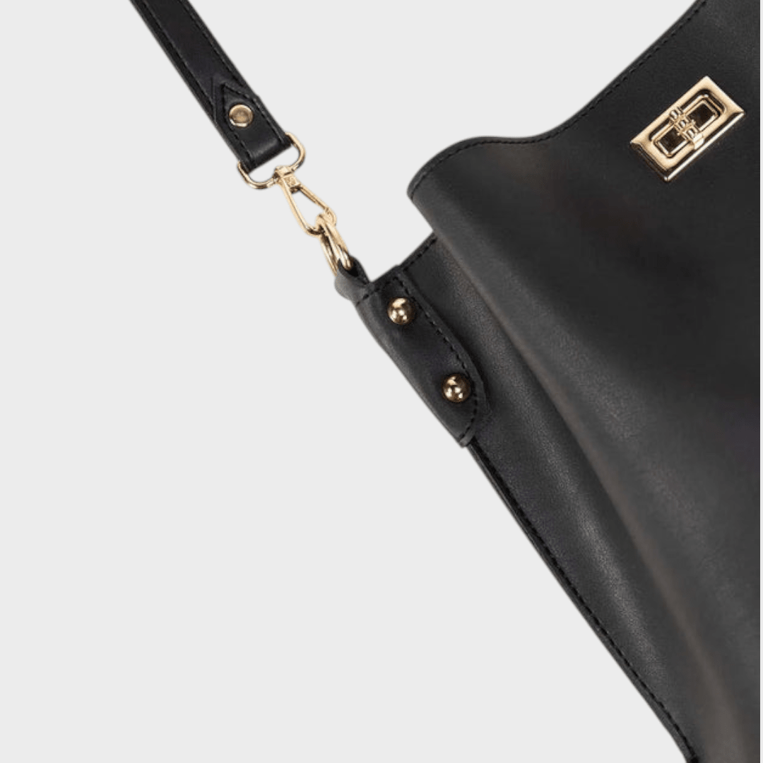 Versatile Bucket Bag