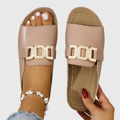 Sandalen mit offener Zehenpartie und Schnalle