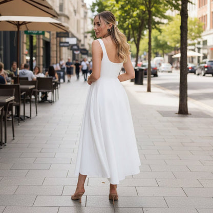 Midi-Kleid mit eckigem Ausschnitt