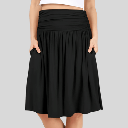 Sleek Pleated Skirt With Pockets