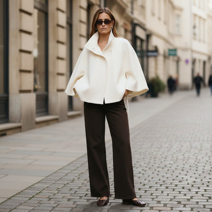 Cape-Parka mit Bindegürtel