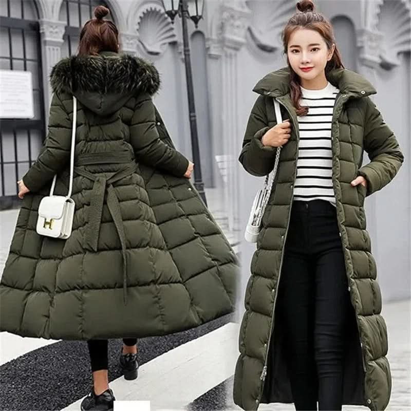 Noa | Abrigo largo acolchado de invierno para mujer con capucha de pelo y cinturón