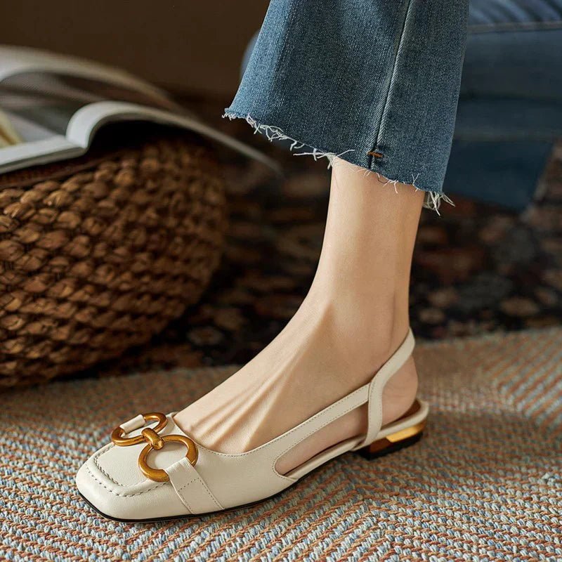 Unterstützende bequeme orthopädische Sommerschuhe