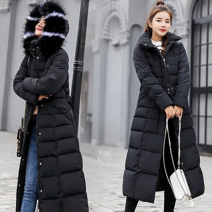 Noa | Abrigo largo acolchado de invierno para mujer con capucha de pelo y cinturón