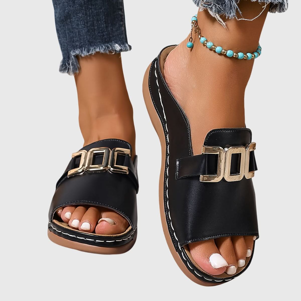 Sandalen mit offener Zehenpartie und Schnalle