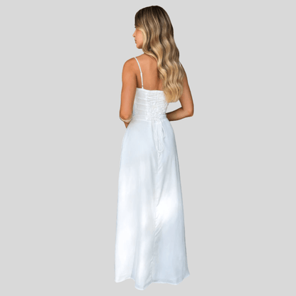 Elegant Flowing Silhouette Maxi Dress
