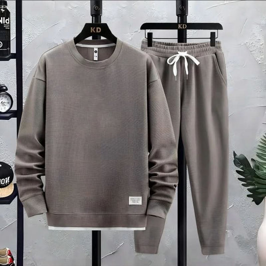 Wes | Conjunto de camiseta holgada y pantalones jogger de estar por casa para hombre