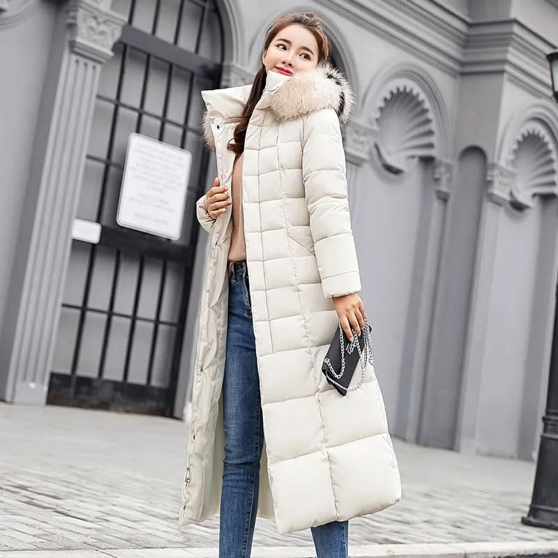 Noa | Abrigo largo acolchado de invierno para mujer con capucha de pelo y cinturón