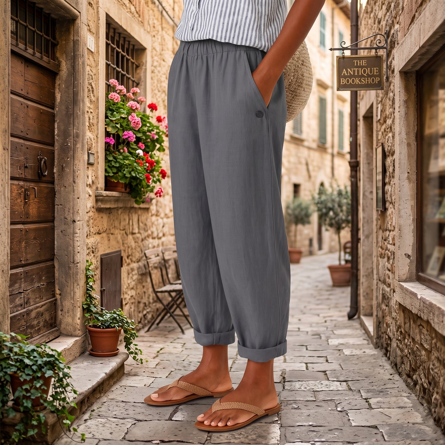 Hoch taillierte Hose mit weitem Bein