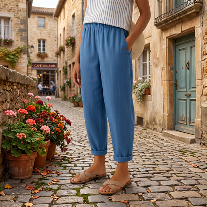 Hoch taillierte Hose mit weitem Bein
