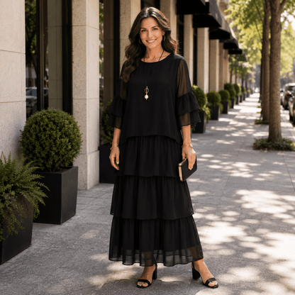 Fließendes Maxikleid mit Stufenrock und weiten Ärmeln
