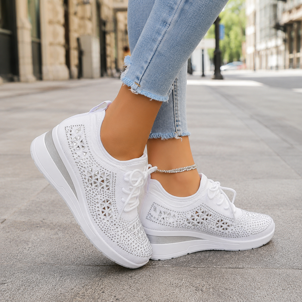 Everyday Comfort Sneakers with Supportive Arch Fit