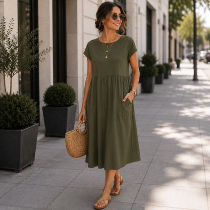 Elegantes Kleid mit weicher, konturierter Passform und Taschen