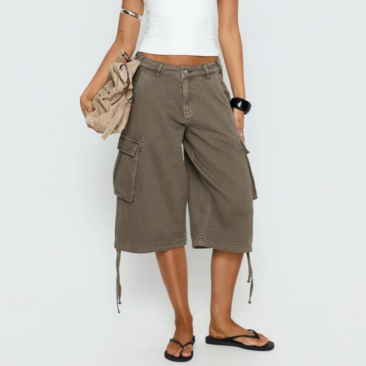 Everyday Cargo Capris with Deep Utility Pockets