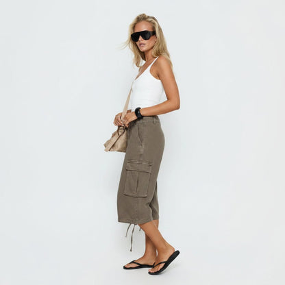 Everyday Cargo Capris with Deep Utility Pockets