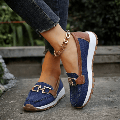 Sleek Leather Loafers Chain