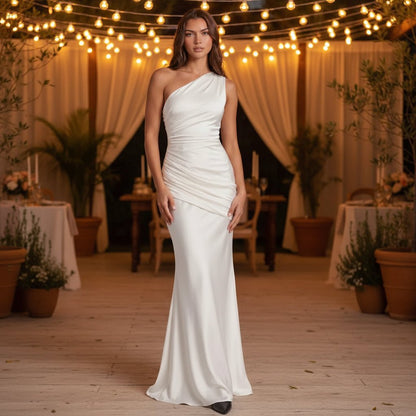 Maxikleid mit einem Schulterträger