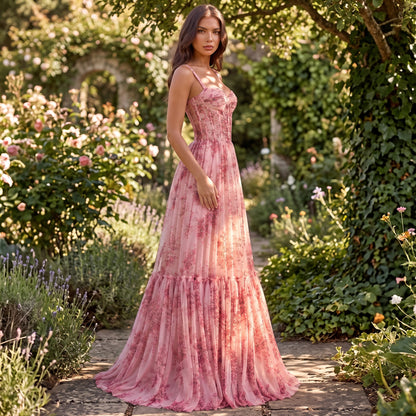 Elegantes Neckholder-Kleid für besondere Anlässe