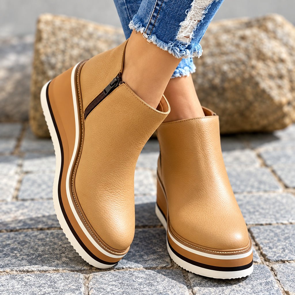 Plateau-Stiefeletten mit Keilabsatz