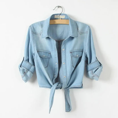 Lässiges Denim-Hemd mit Knoten vorne