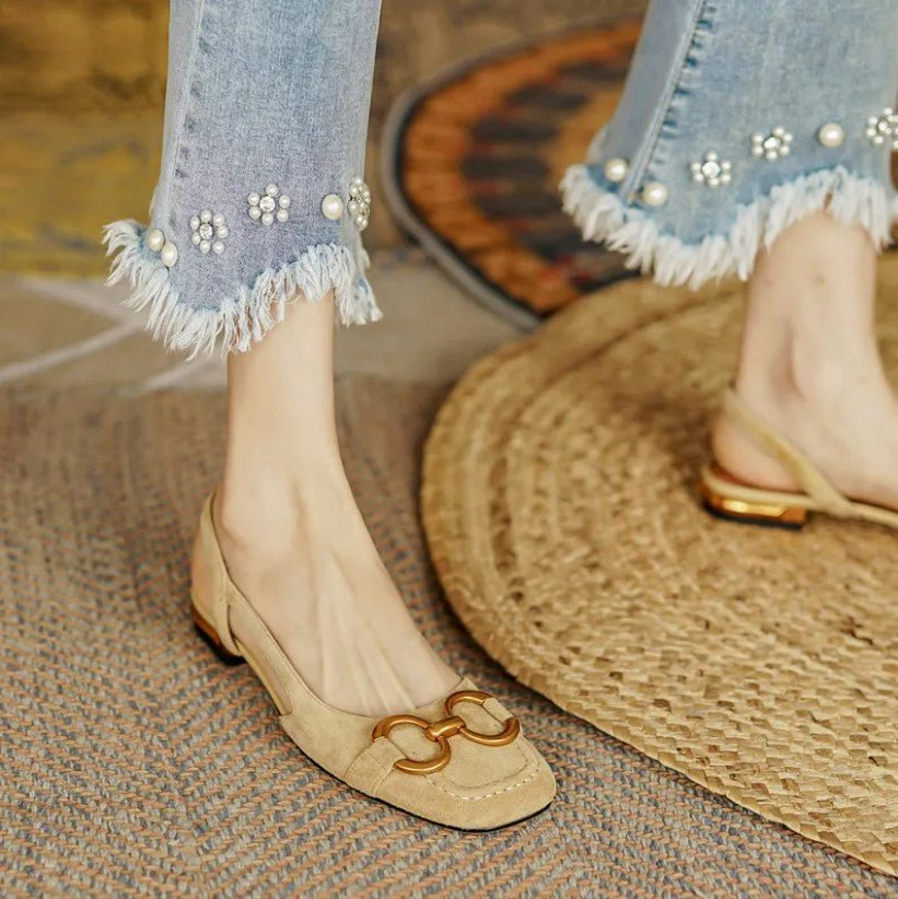Unterstützende bequeme orthopädische Sommerschuhe