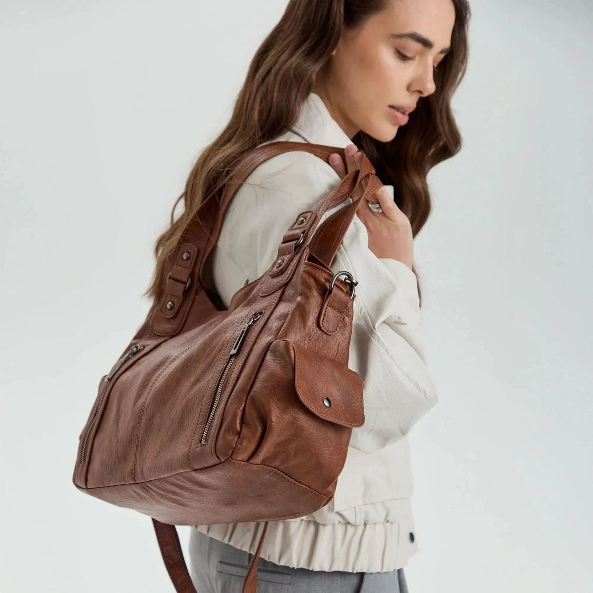 Faye | Vegane Umhängetasche aus Leder für Damen