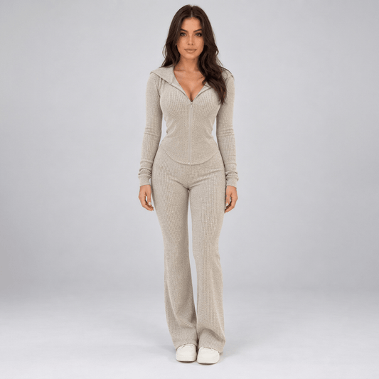 Conjunto de sudadera con capucha y pantalones acampanados para mujer